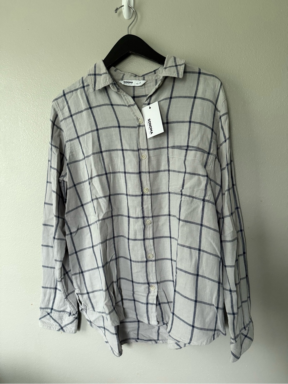 Sonoma Women’s The Everyday Shirt Button Up Gray Navy Size Medium NWT